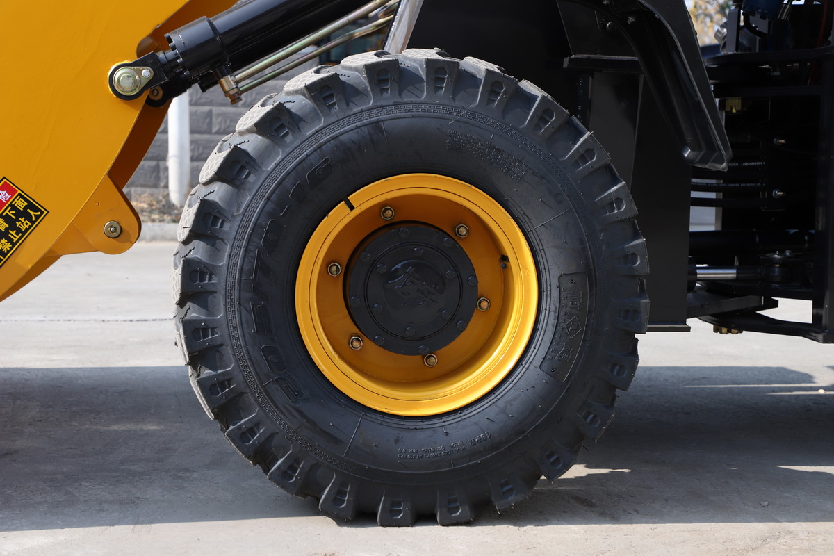 ZL932裝載機(jī)